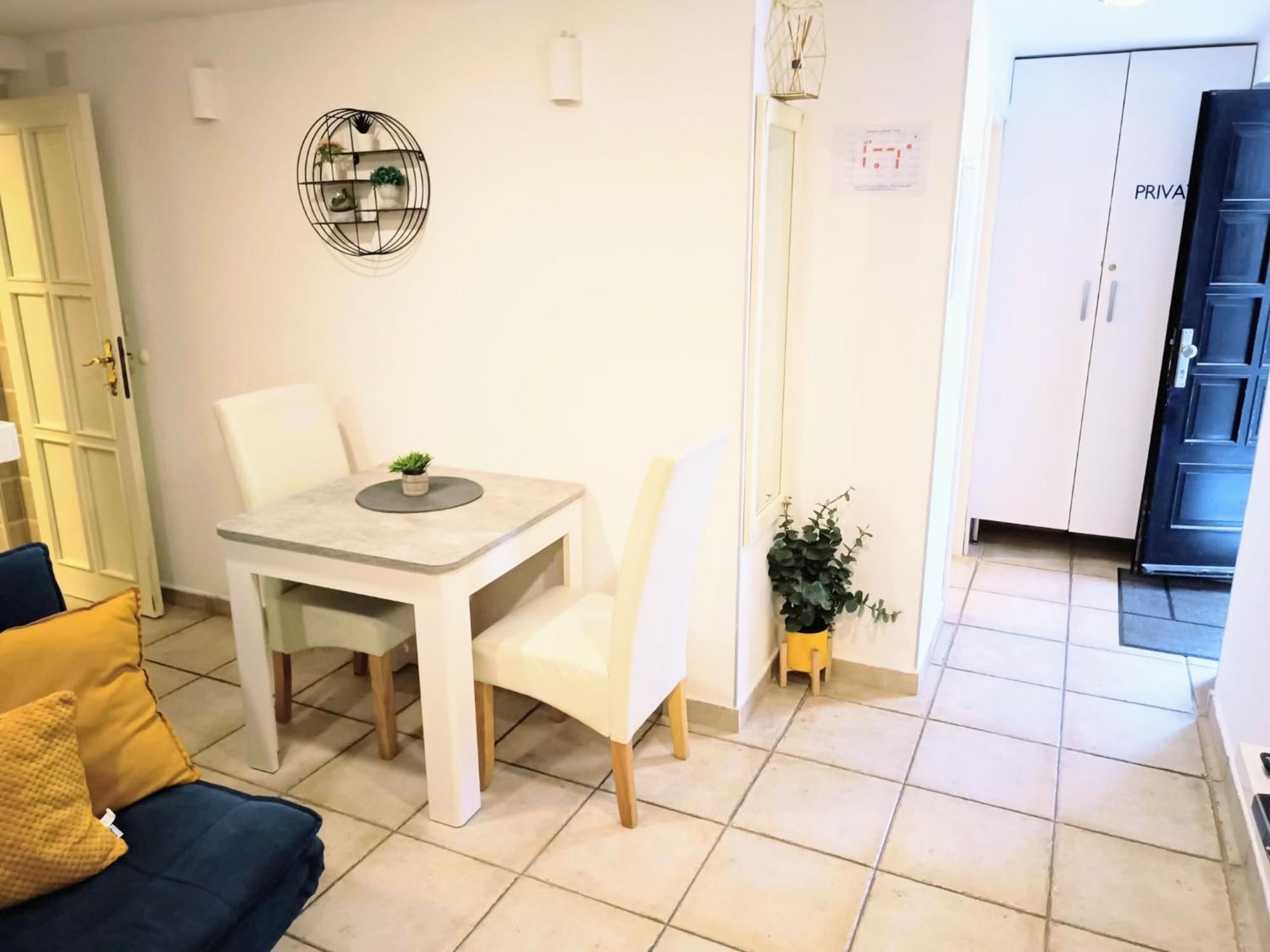 As Lucana Apartment - Ground Floor Vis Esterno foto