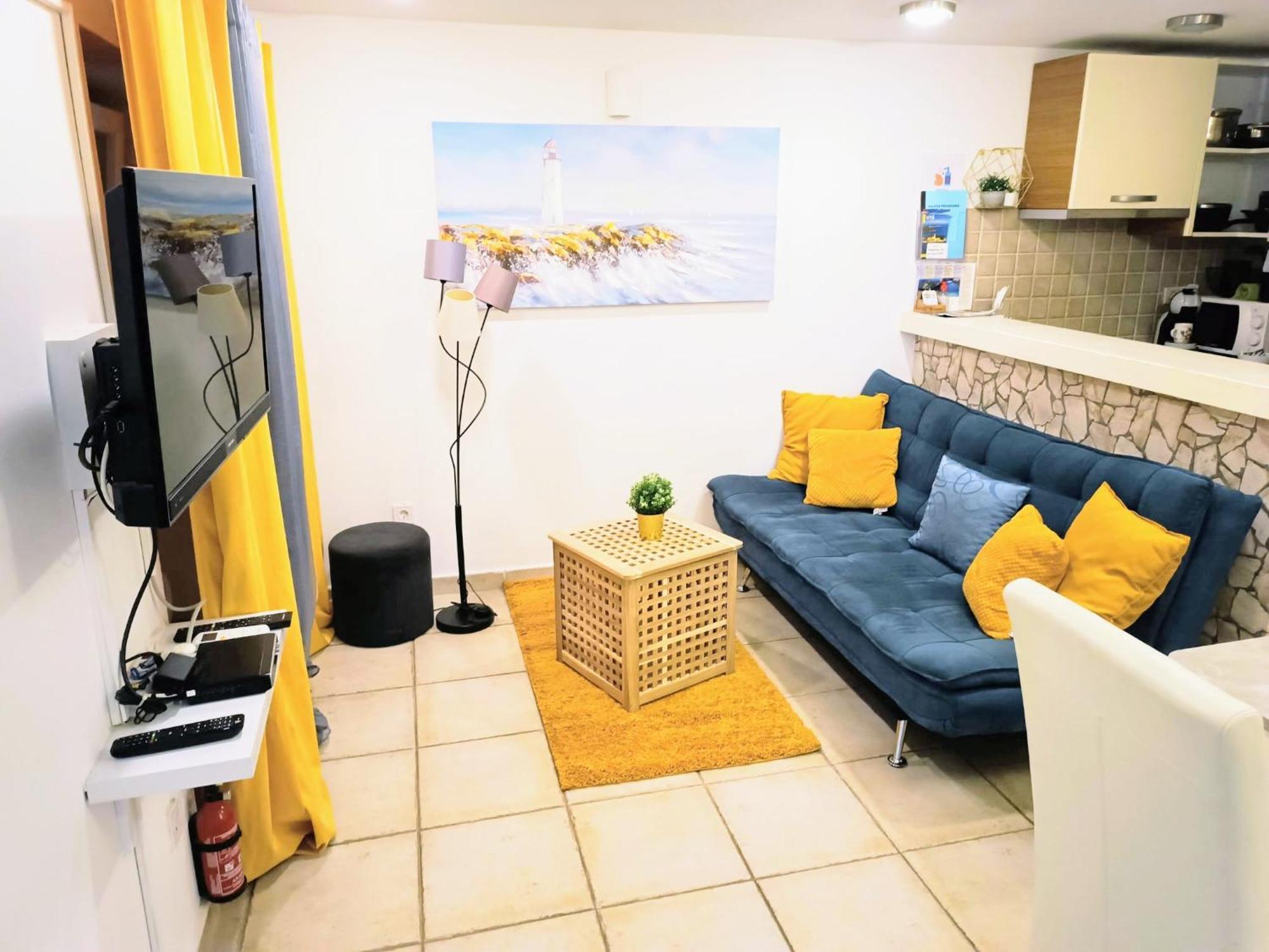 As Lucana Apartment - Ground Floor Vis Esterno foto